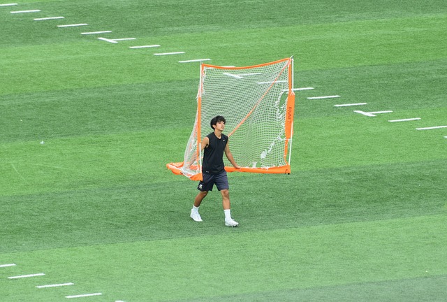 位老人一样